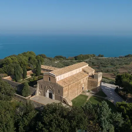 Casa Amarile شقة